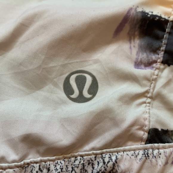 Lululemon Pack it jacket - Picture 3 of 7